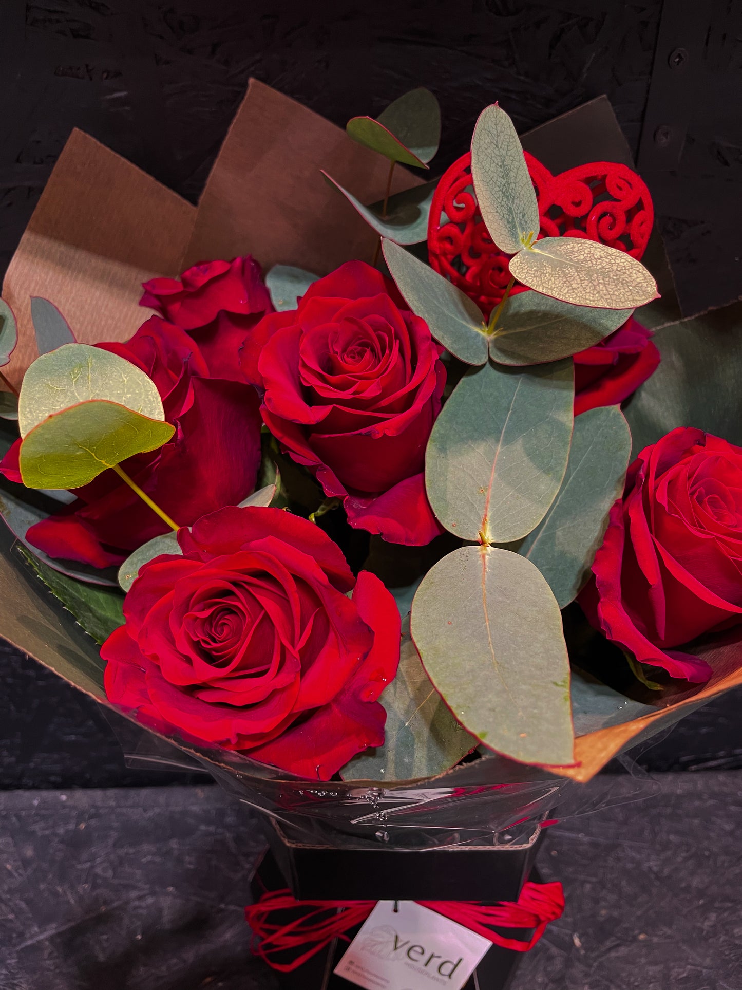 Valentines Bouquet - Classic Love M