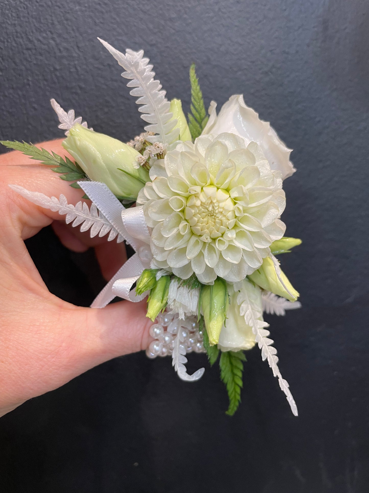 Boutonnières & Corsages – Weddings & Debs